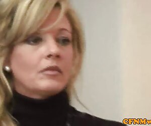 Güzel memeli kadın kamera önünde sarışın mastürbasyon bedava sex porna